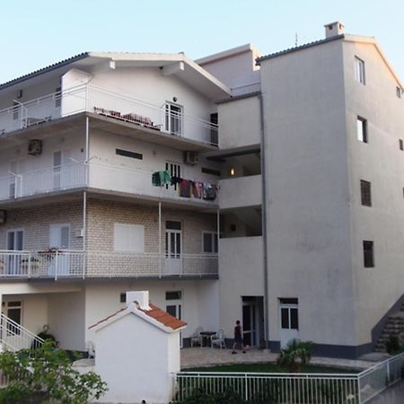 Apartments Anica & Gabriela Makarska Exterior foto