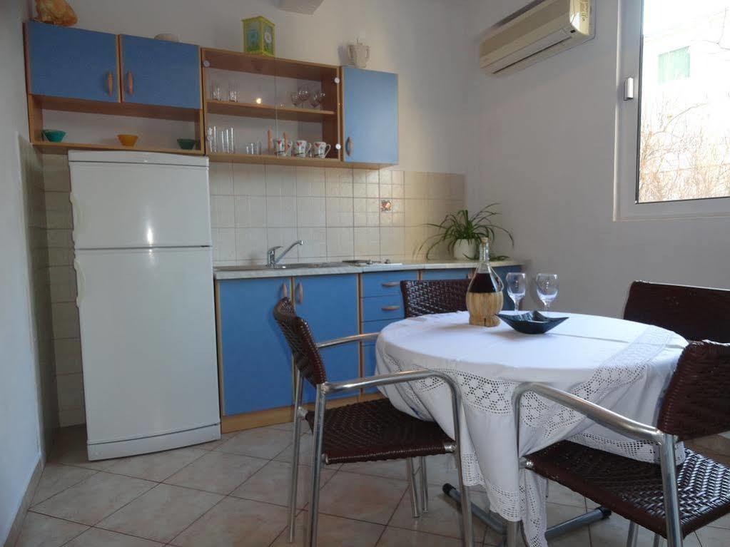 Apartments Anica & Gabriela Makarska Exterior foto