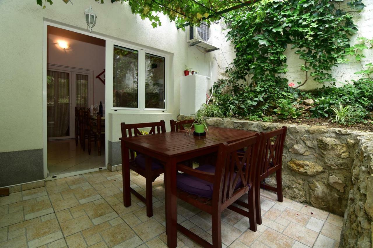 Apartments Anica & Gabriela Makarska Exterior foto